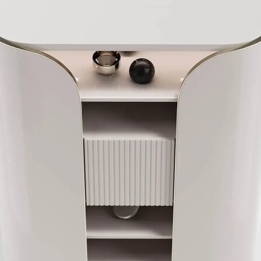 Superior Capital Duna cupboard with neutral lacquer, dark gray accents and bronzed glass shelves crafted in Italy