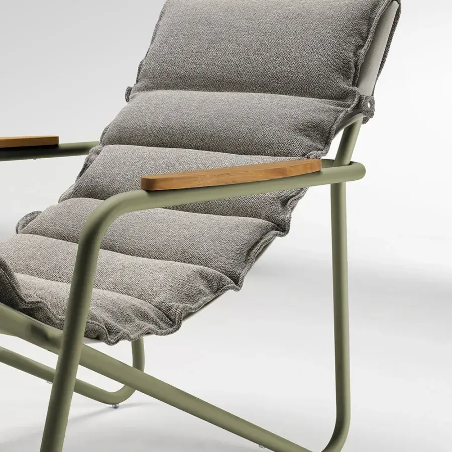 Distinguished Atmosphera Zante padded lounge chair with matte olive-green aluminum and light gray fabric cushions