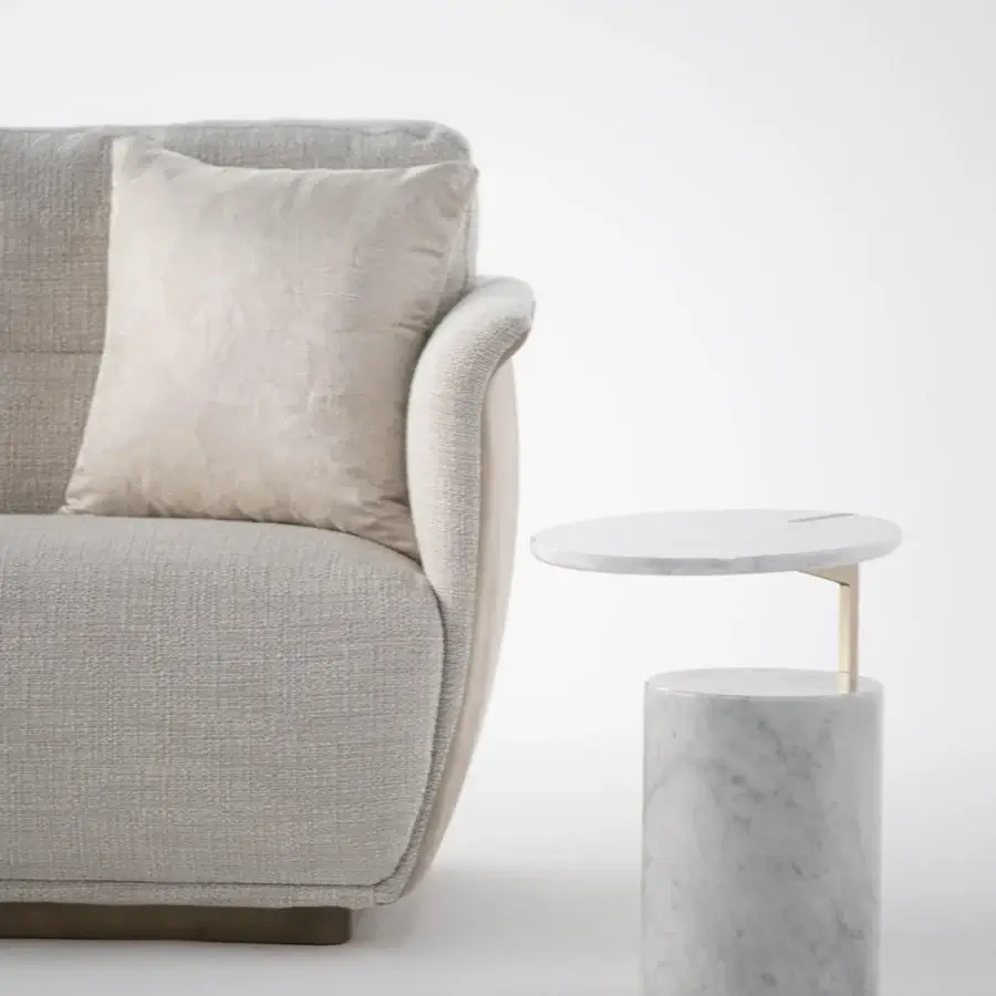 Exceptional Capital Hugo side table with cool white marble tabletop and solid cylindrical base crafted with gold-toned metal