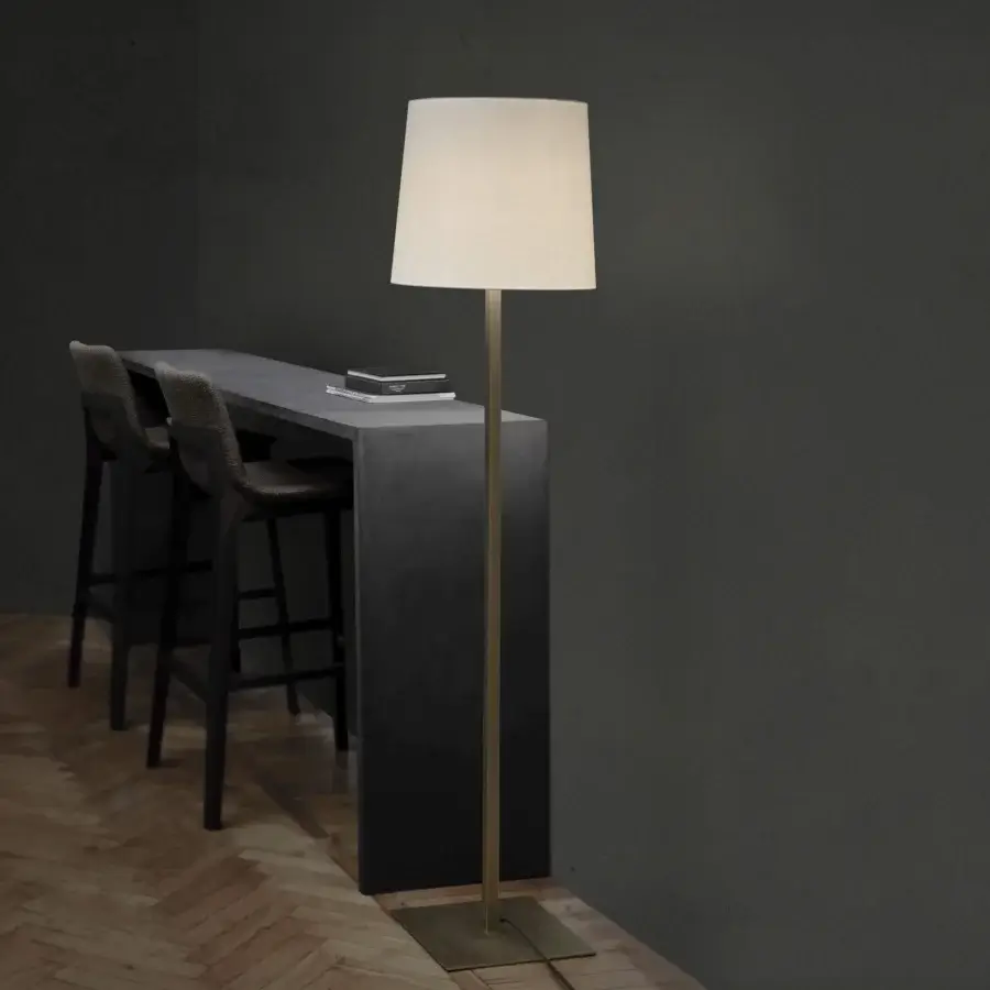 Distinguished Contardi Heritage floor lamp in light beige linen and matte brass finish metal base