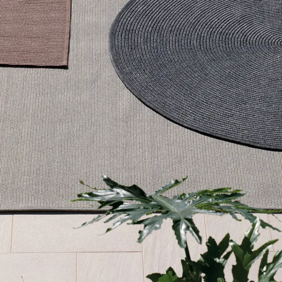 Distinguished Atmosphera Raffaello rug hand woven in muted gray, warm brown, and charcoal gray polypropylene and polyester blend