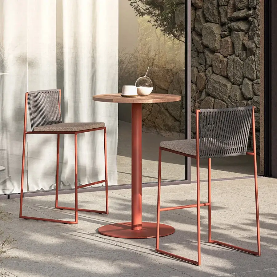 Superior Atmosphera Net B table crafted with teak wood and a reddish-brown matte galvanized steel base