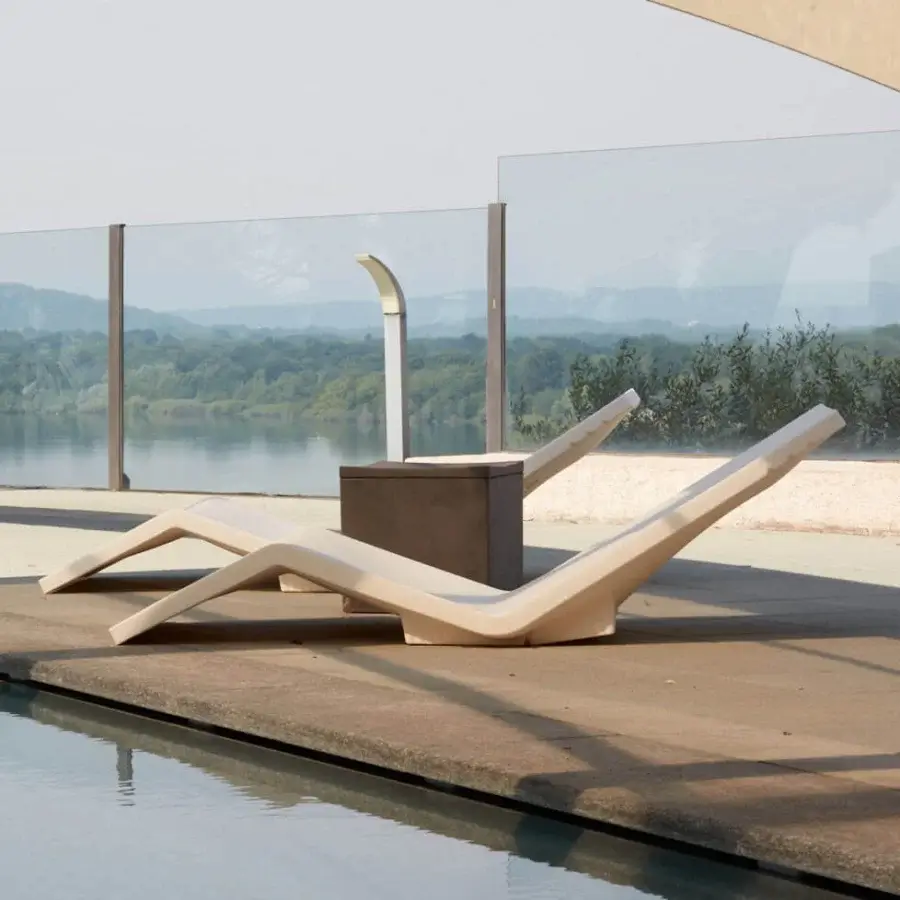 Superior Serralunga Aqua Lounger set crafted in off-white recyclable LLDPE with a smooth matte finish