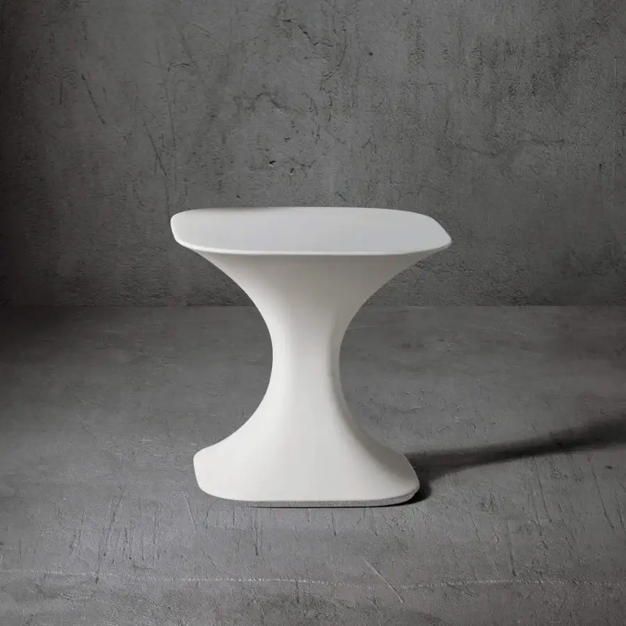 Milo Bistrot Table #1