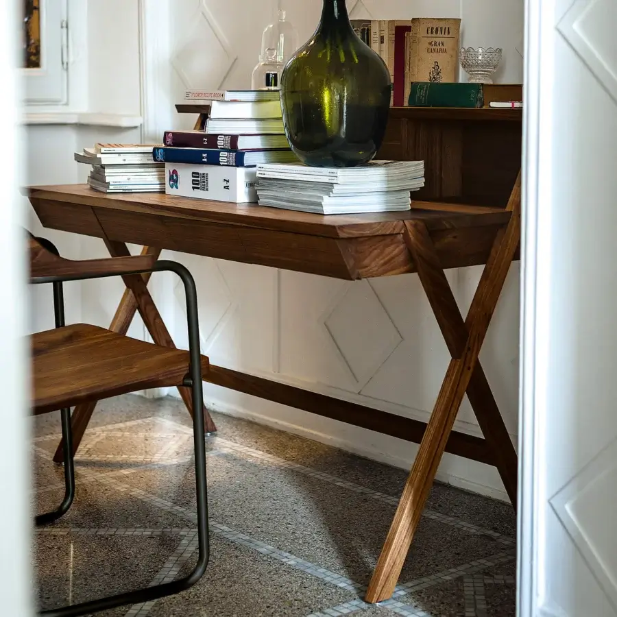 Navarra Desk #4