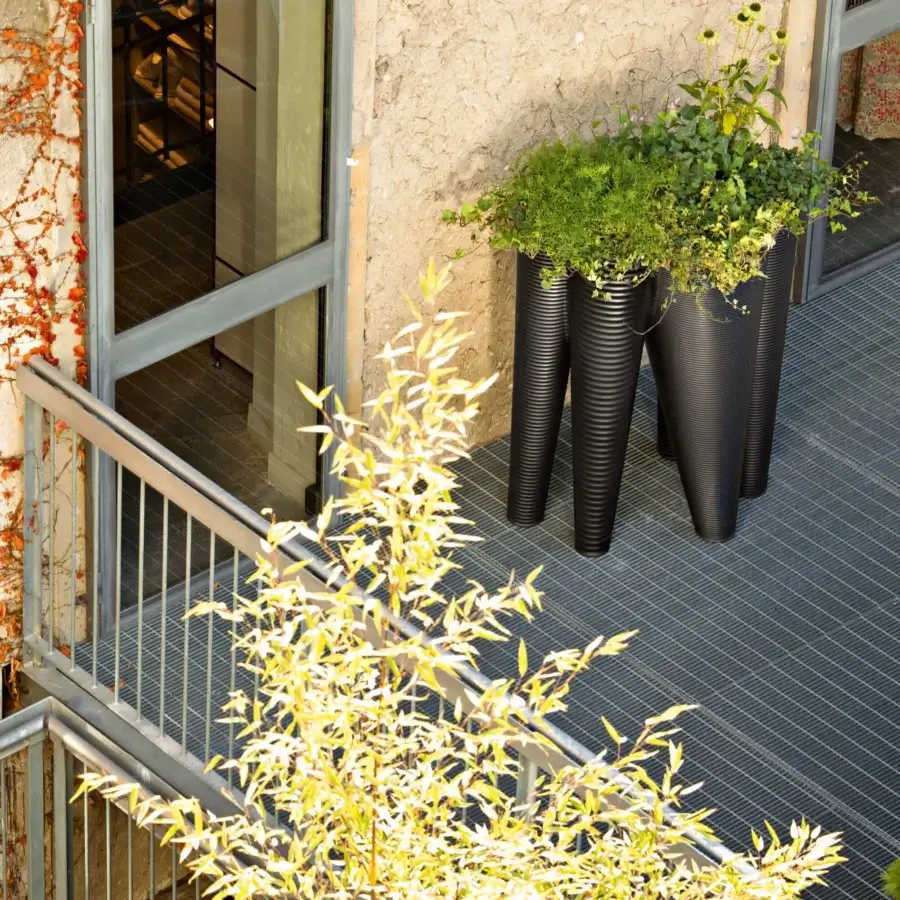 The Vases Sculptural Planter #3