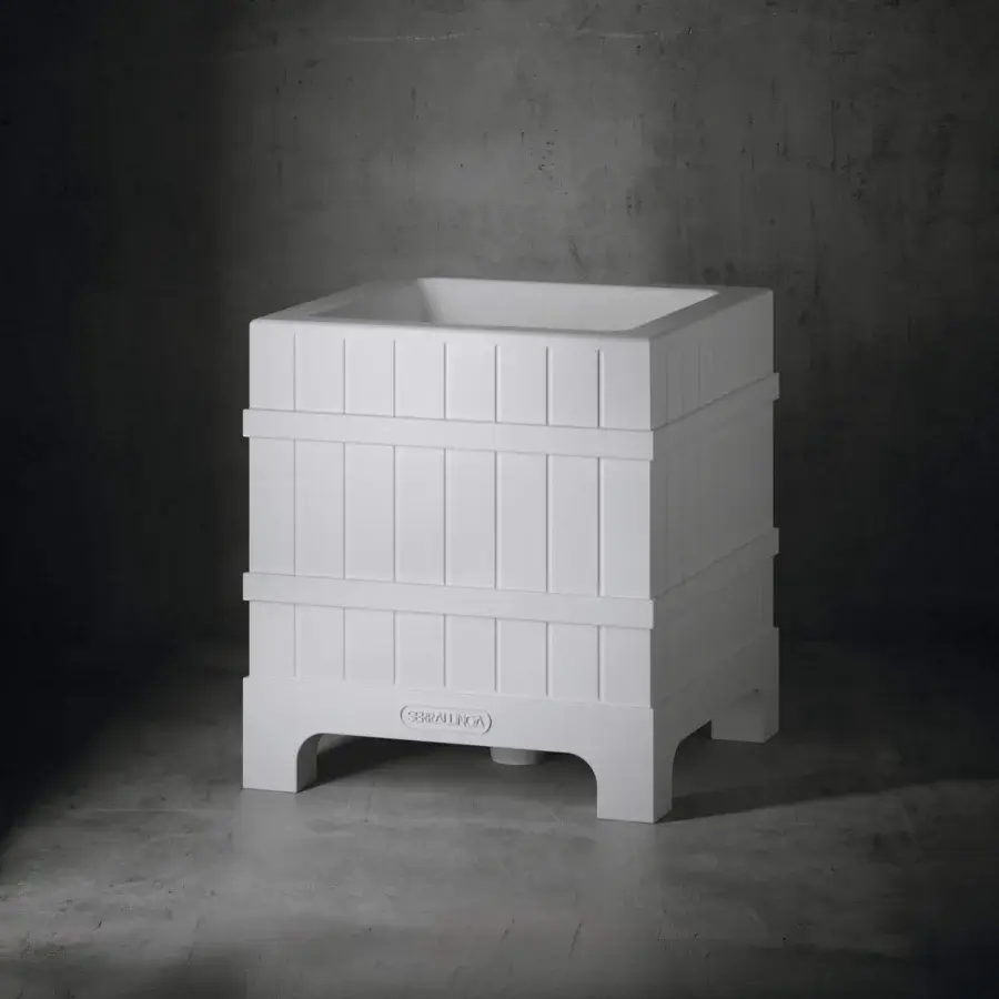 Versailles Planter #4