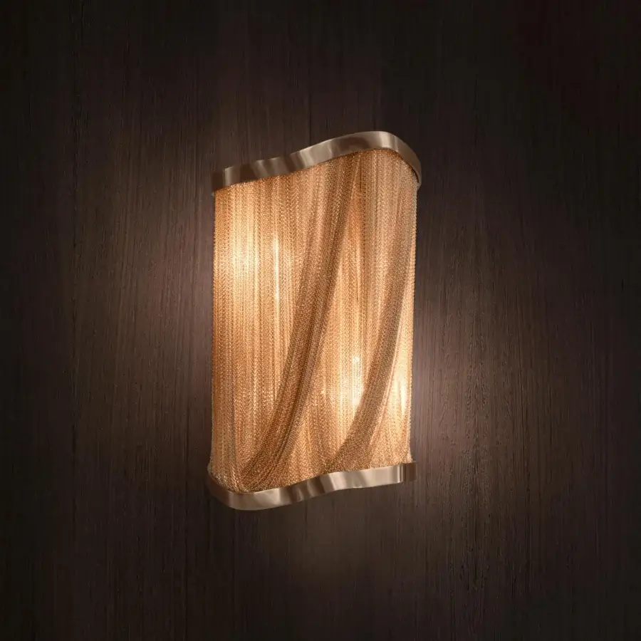 Distinguished Terzani Atlantis wall lamp crafted in illuminated brass chains with a satin-finish metal border