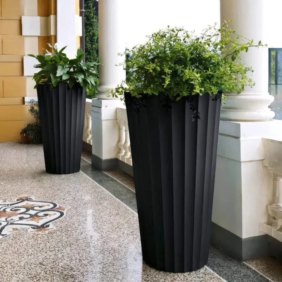 Eufronio Reversable Planter #4