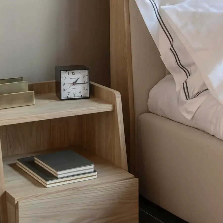 Urca Nightstand #8