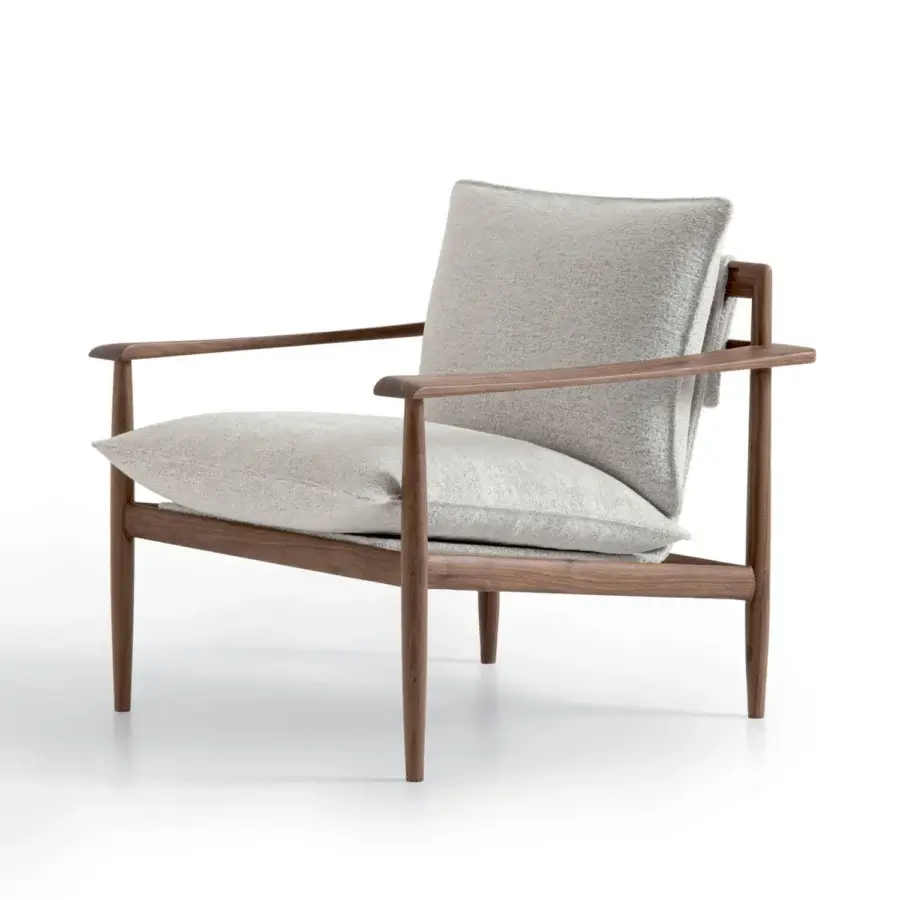 Elegant Giorgetti Kumiki lounge chair with satin medium‑brown Canaletto walnut frame and light grey-beige textile cushions