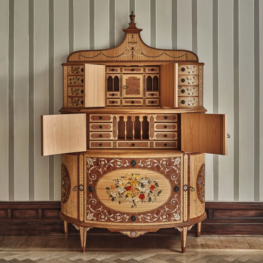 5765 Secretaire Maggiolini Style #2