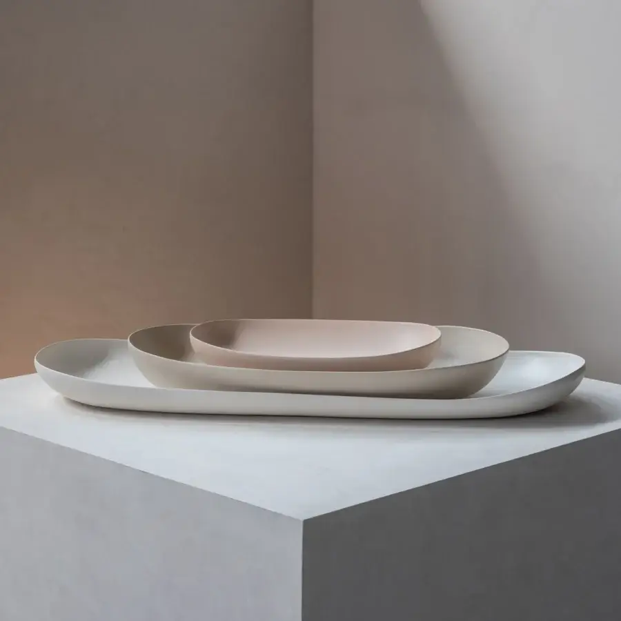 Luxury Conche Centerpiece set by Rina Menardi with baked clay bowls in off‑white, light beige‑grey and dusty pink matte finish