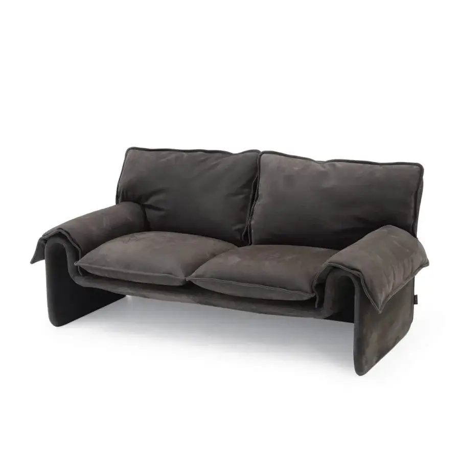 Sara Sofa #1