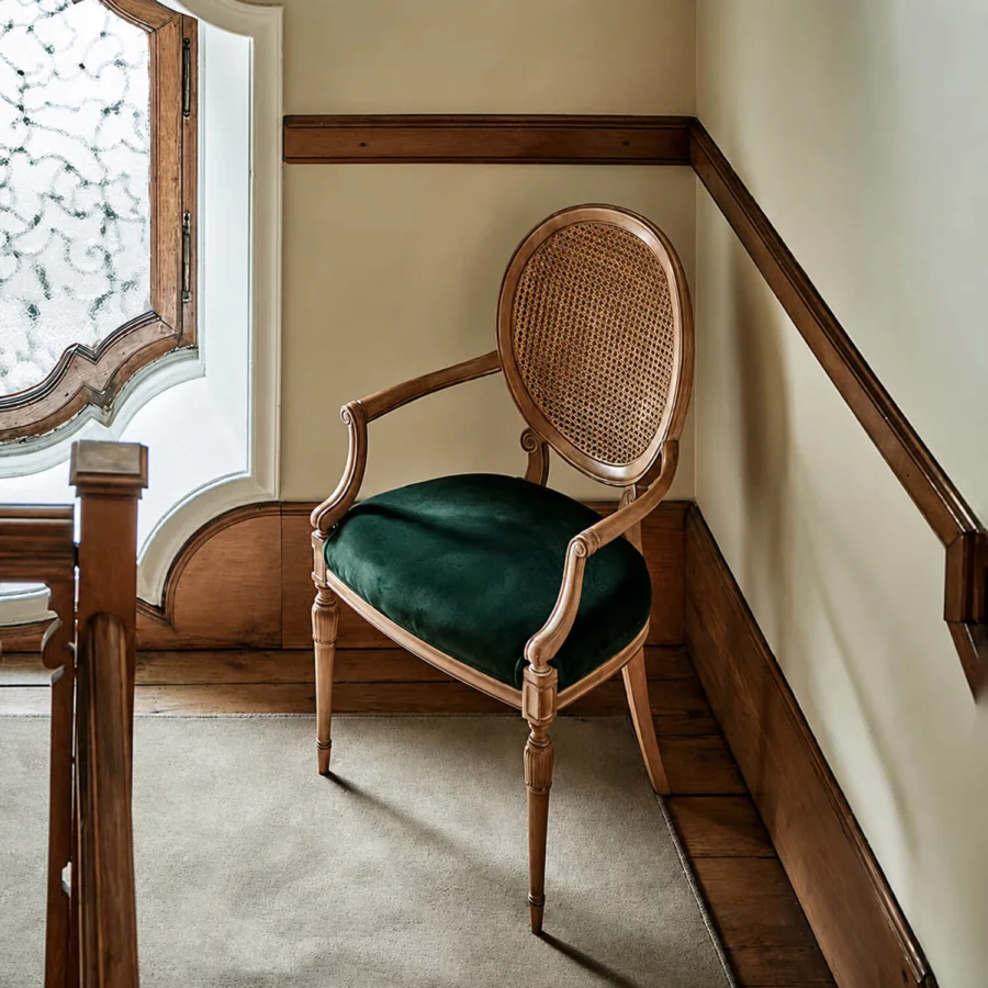 9022 Armchair #1