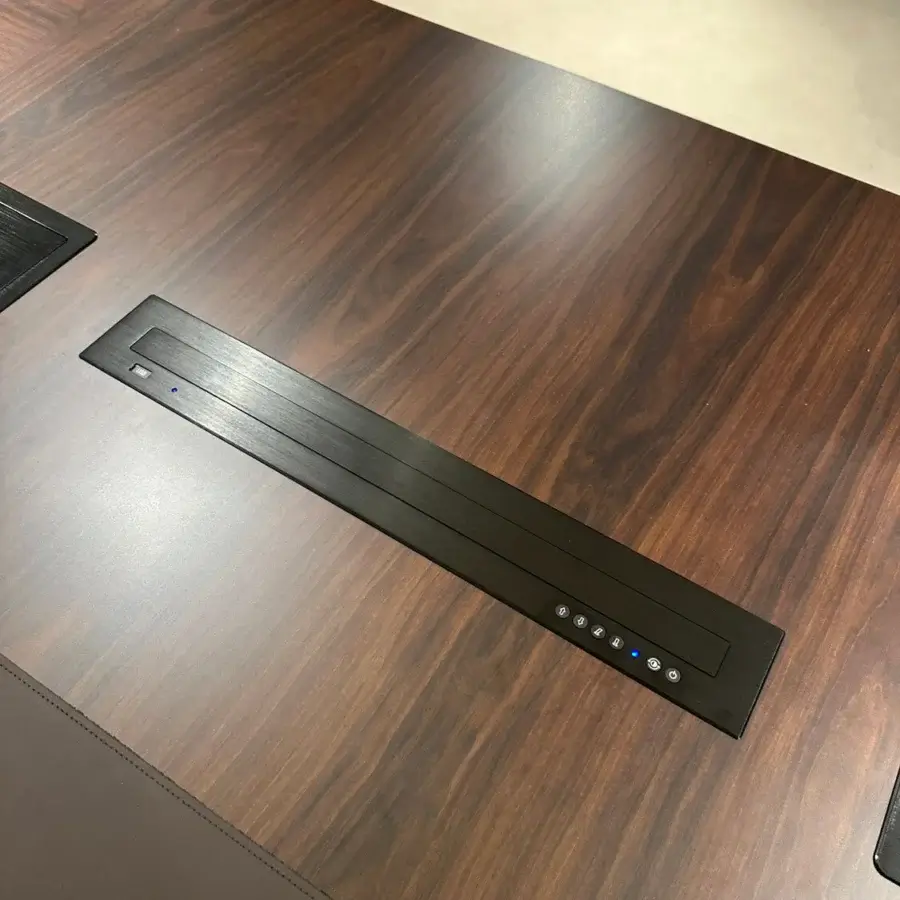 Eidos Desk #6