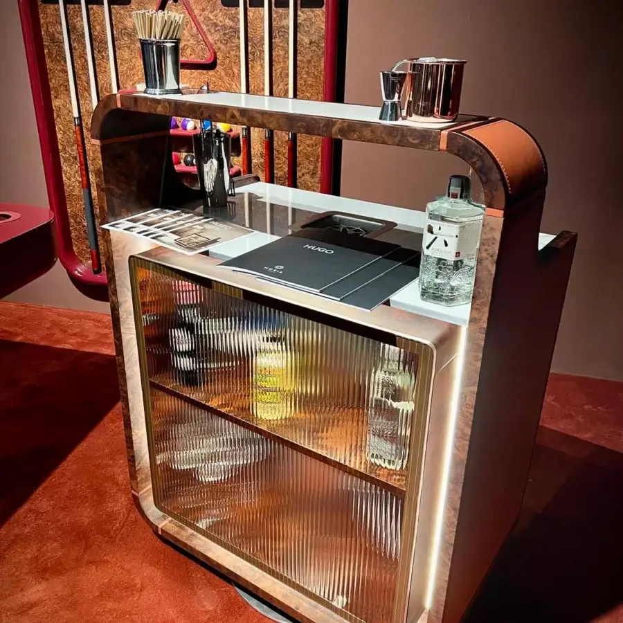 Hugo Wood Bar With Glass Froster #21