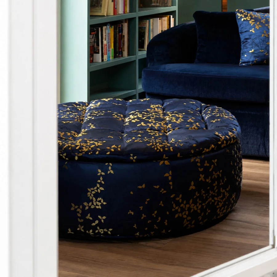 4015 Ottoman #1