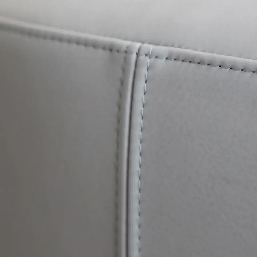 Boheme Bench #11