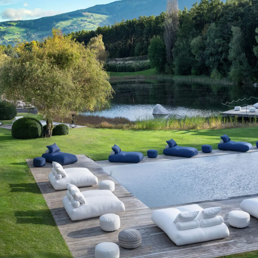 Island Lounger #9
