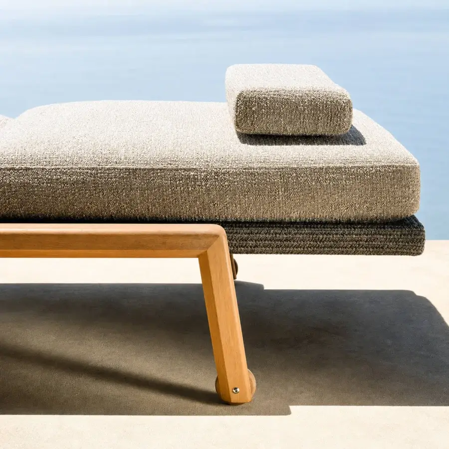 Gianna Lounger with Wheels #8