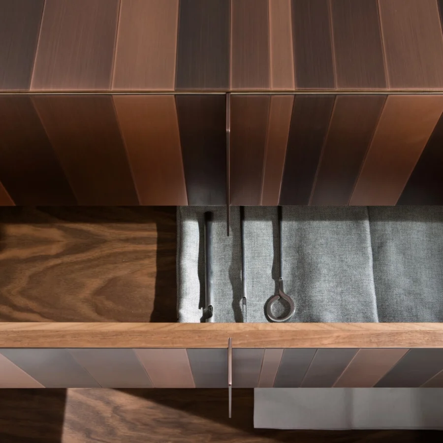 ST 10 Dresser #4
