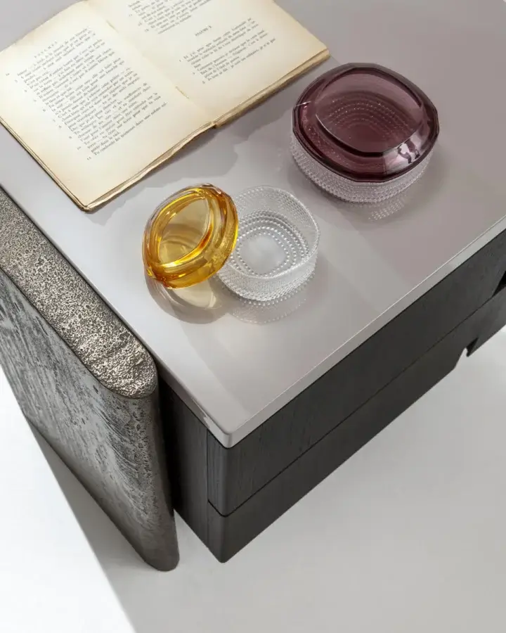 Outfit Nightstand #5