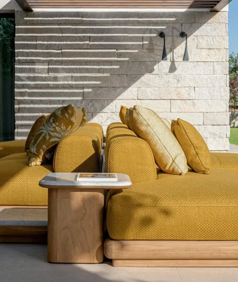 Talenti Itaca Sectional #2