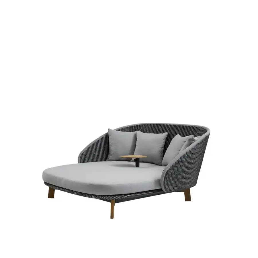 Cane-Line Peacock Daybed with Table #5