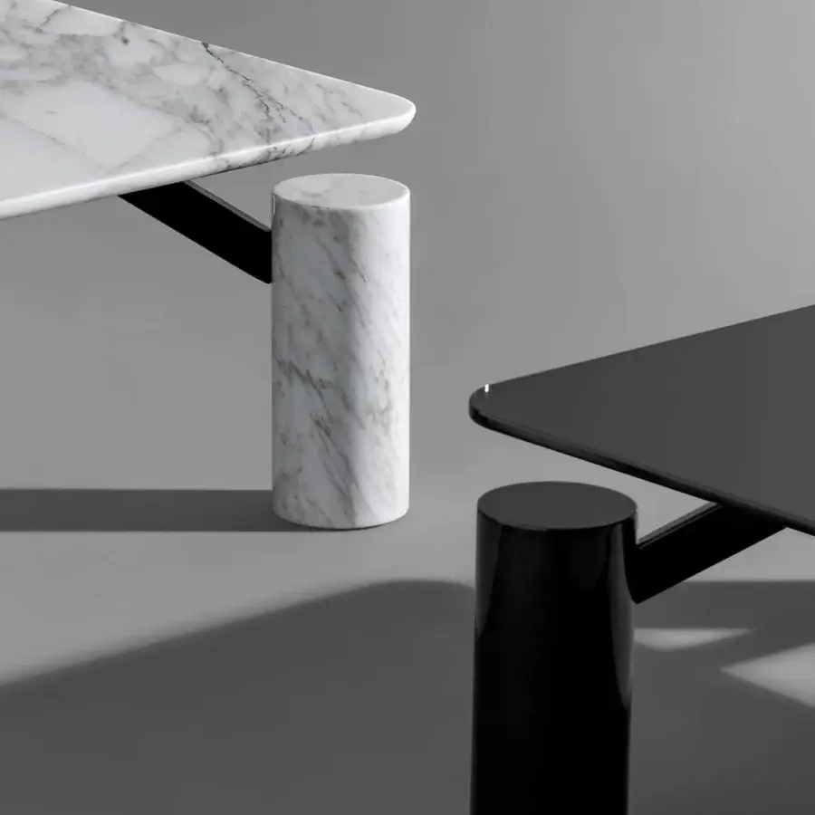 Exceptional Bonaldo Magic coffee table with white marble top displaying grey veining and cylindrical marble base