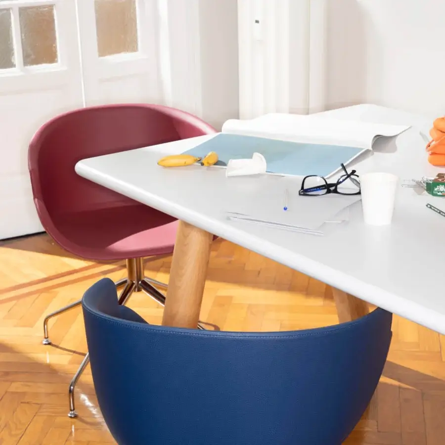 B-Line Bix Swivelling Armchair #3