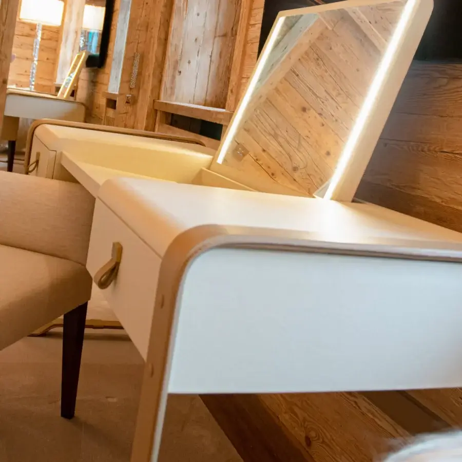 Exquisite Vèlle Milano Alice vanity desk in cream and muted gold dense leather with hand-stitching plus backlit mirror