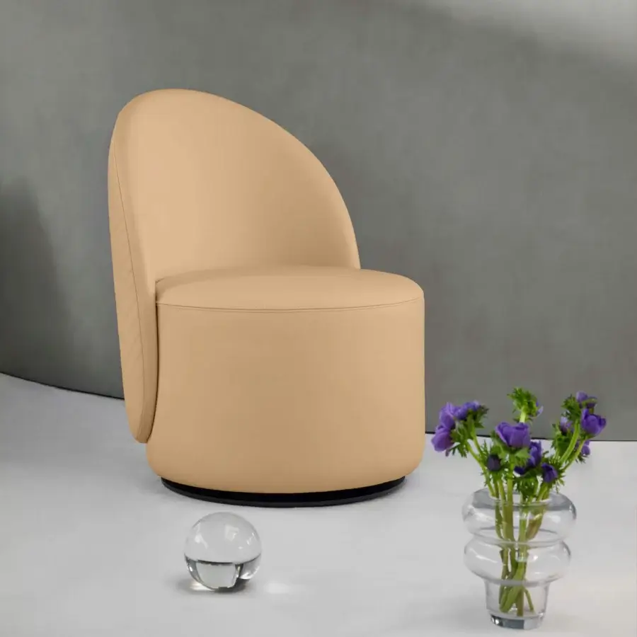 Exquisite Furla Casa Venus swivel lounge chair in smooth beige leather with organic curved silhouette and matte black base