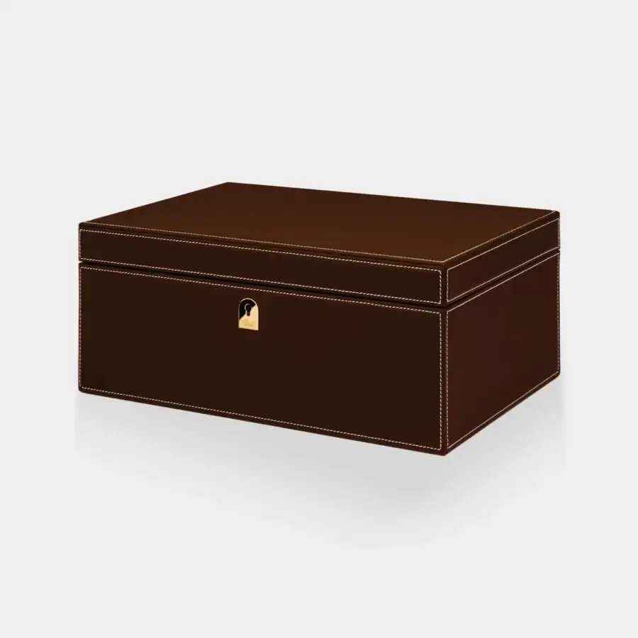 Refined Vèlle Milano Cigars Humidor Grand in deep chocolate brown padded leather with white stitching and gold metal lock