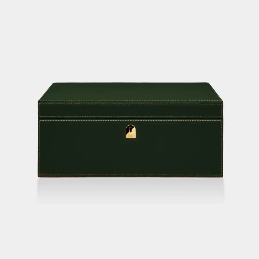 Sleek Vèlle Milano Cigars Humidor Grand in deep dark green padded leather with off-white stitching and gold metal plate