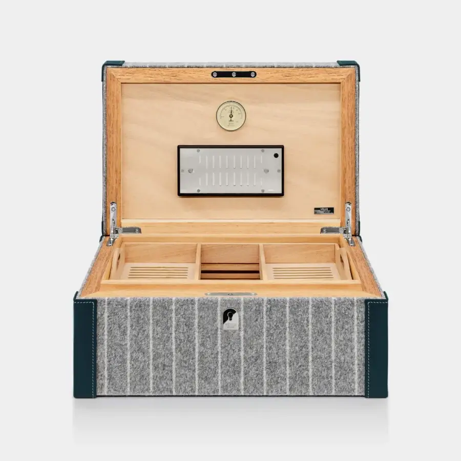 Exceptional Vèlle Milano Cigars Humidor Grand in grey striped fabric with dark blue leather trim and Spanish cedar