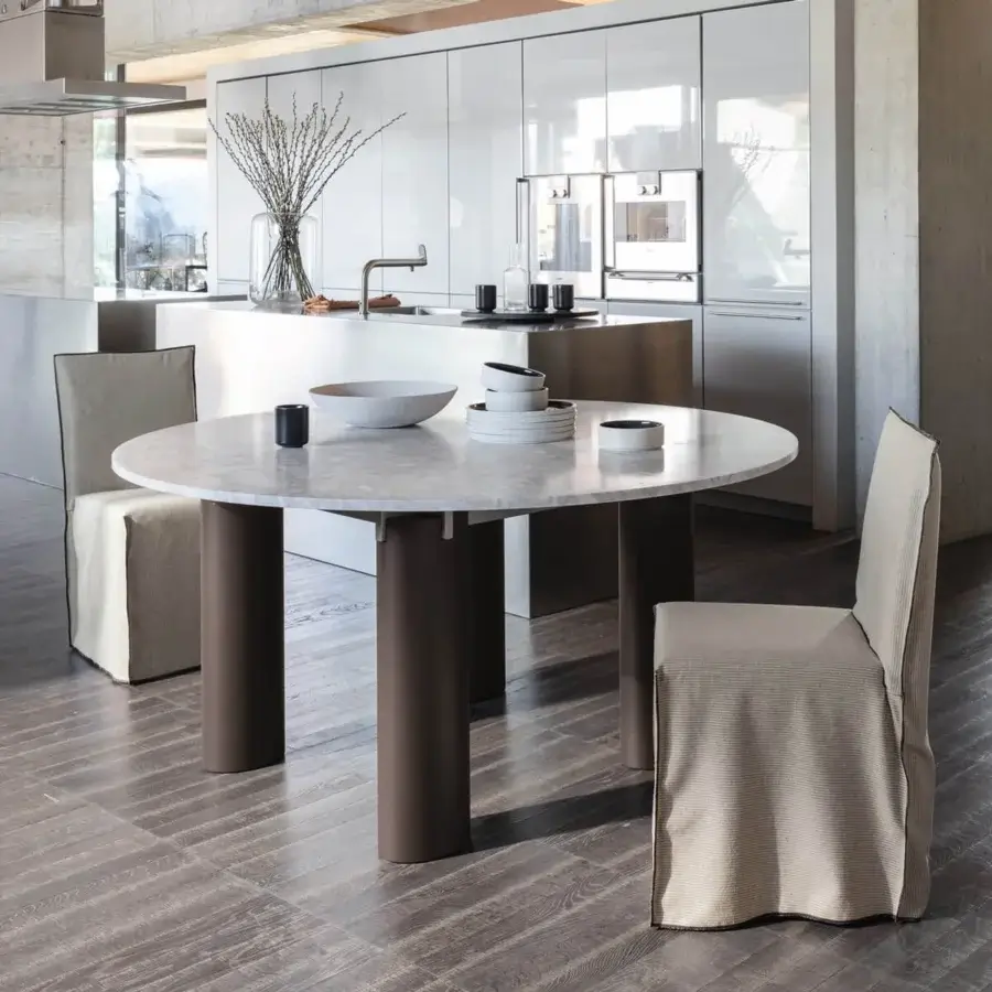 Gervasoni Daen Table #9