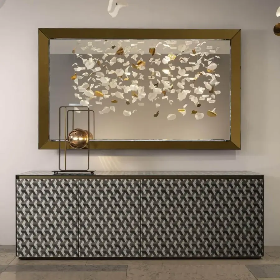 Superior Reflex Prisma mirror with mirrored glass and a hanging sculpture of white and gold-colored elements crafted in Italy