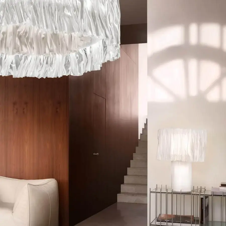 Exceptional Slamp Accordeon suspension lamp with hand-moulded Lentiflex® diffuser and bright white finish