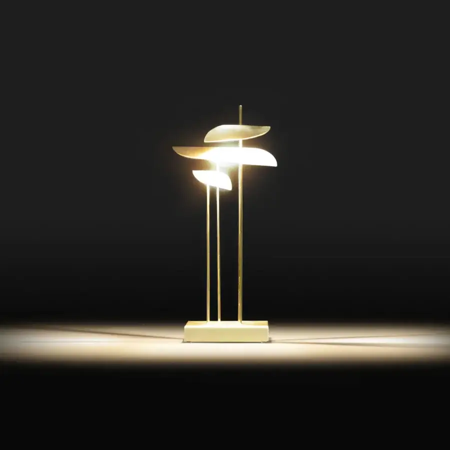 Luxurious Paolo Castelli Anodine lamp with polished brass stems and gold finish