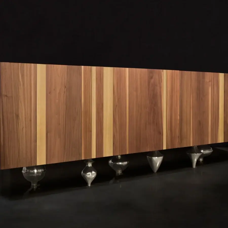 Superior Il Pezzo Mancante Il Pezzo 1 sideboard built in alternating American walnut and ash wood with brass casting legs and natural oil finish