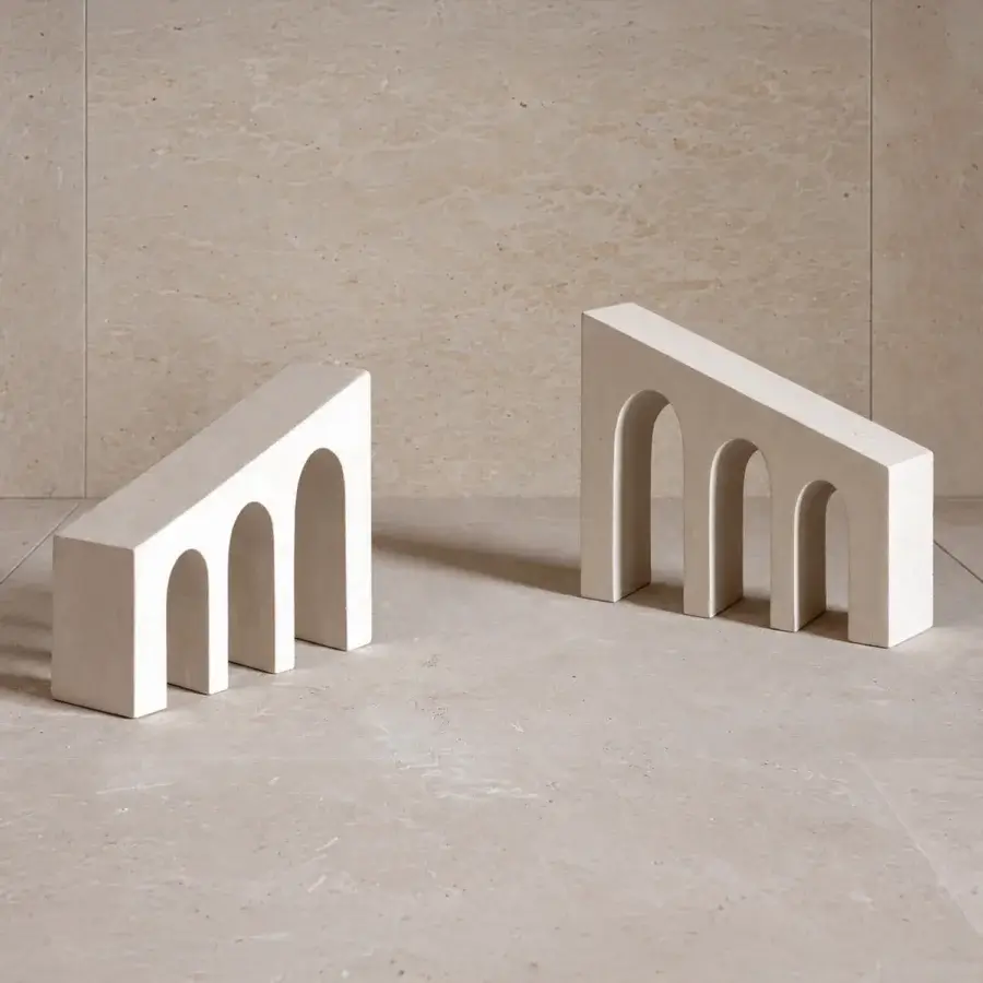 PIMAR Metafisica Bookholder #3
