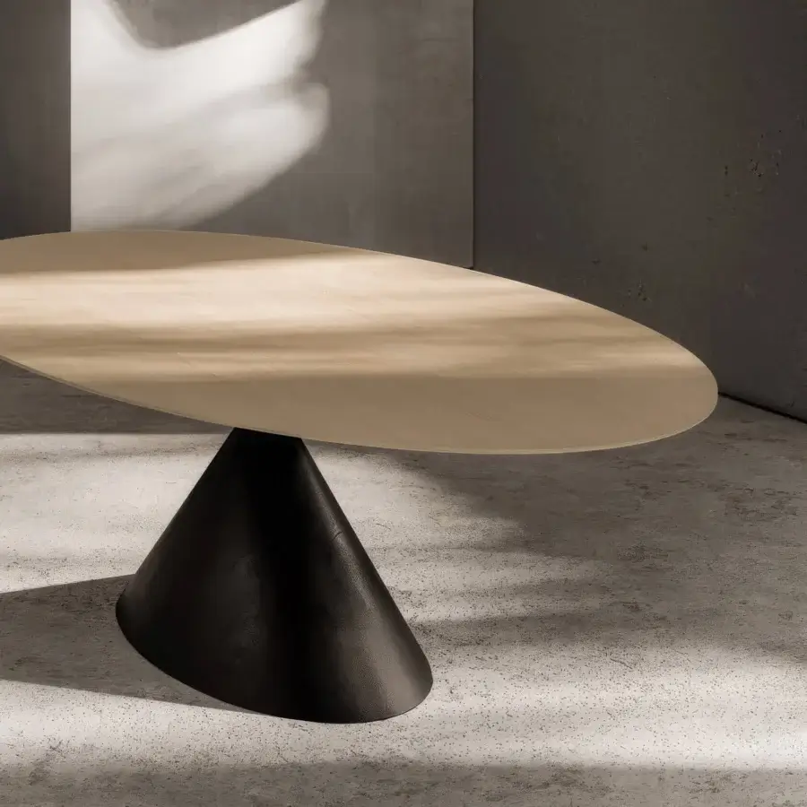 Desalto Maxi Clay Table #9