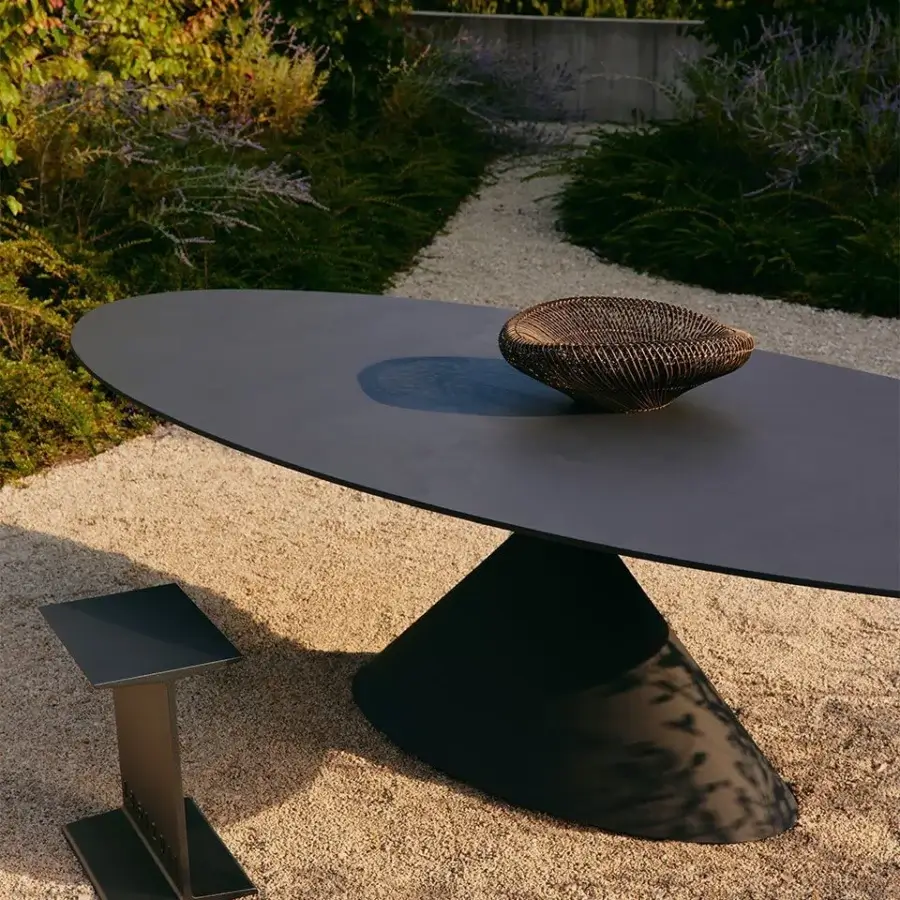 Desalto Maxi Clay Outdoor Table #6