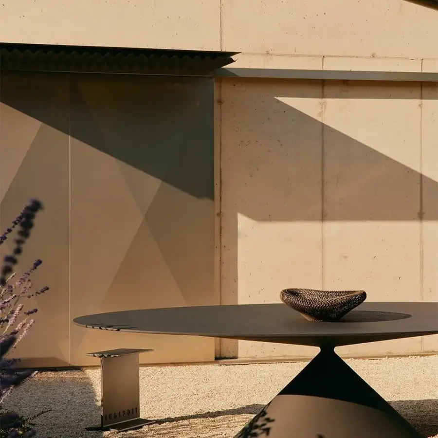 Desalto Maxi Clay Outdoor Table #3