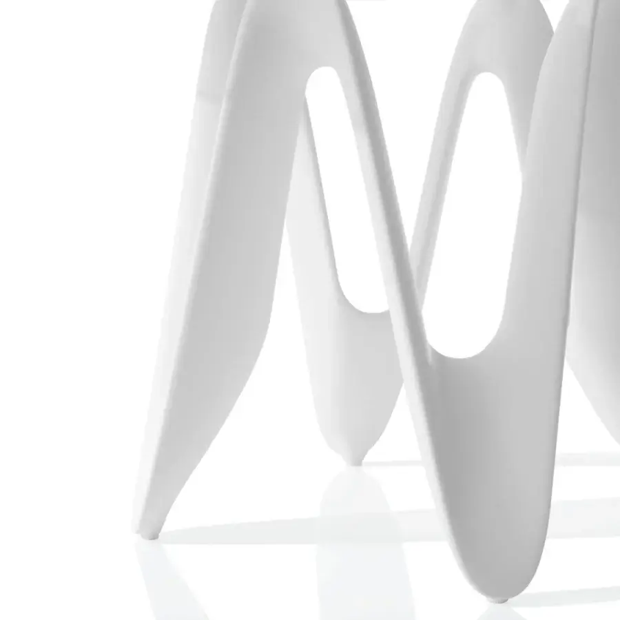 Elegant Sovet Italia Lambda conference table with a curved Cristalplant base and clear tempered glass tabletop