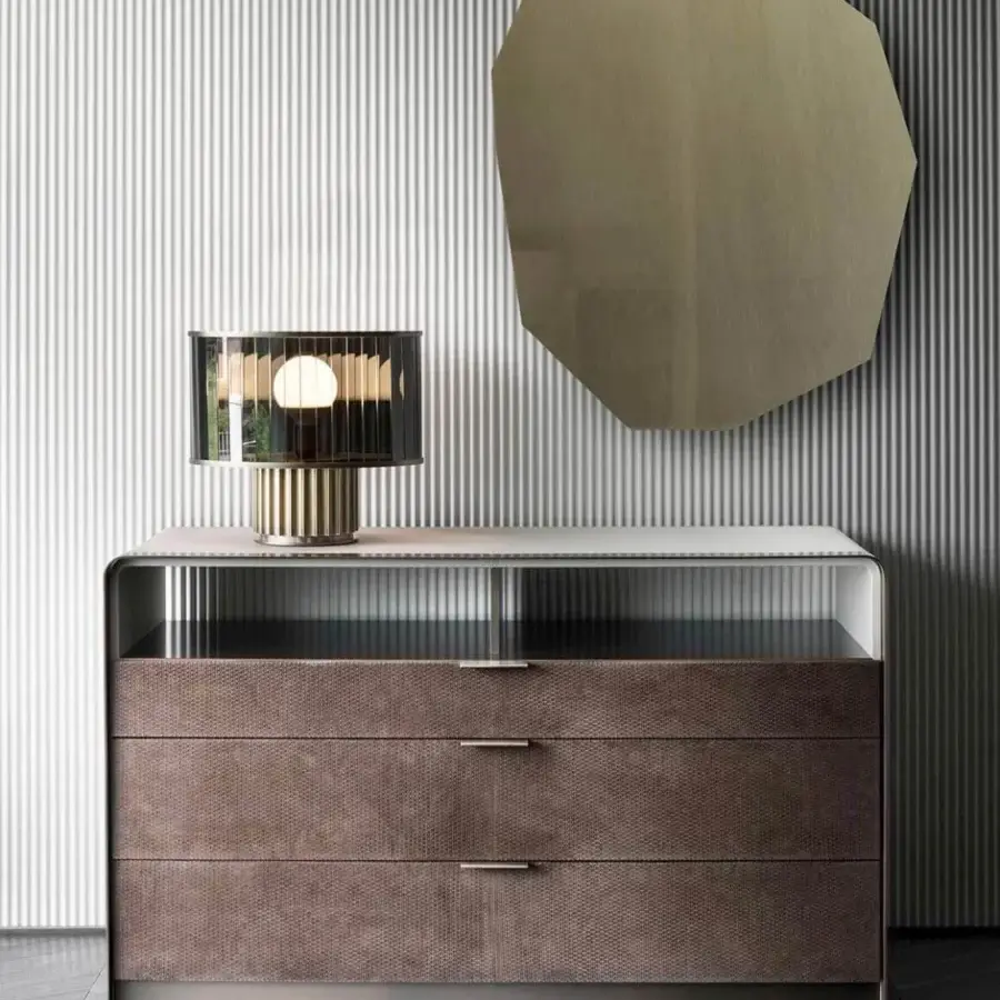 Distinguished Rugiano Liberty table lamp with aluminum extrusion and smoked glass diffuser in bronze finish