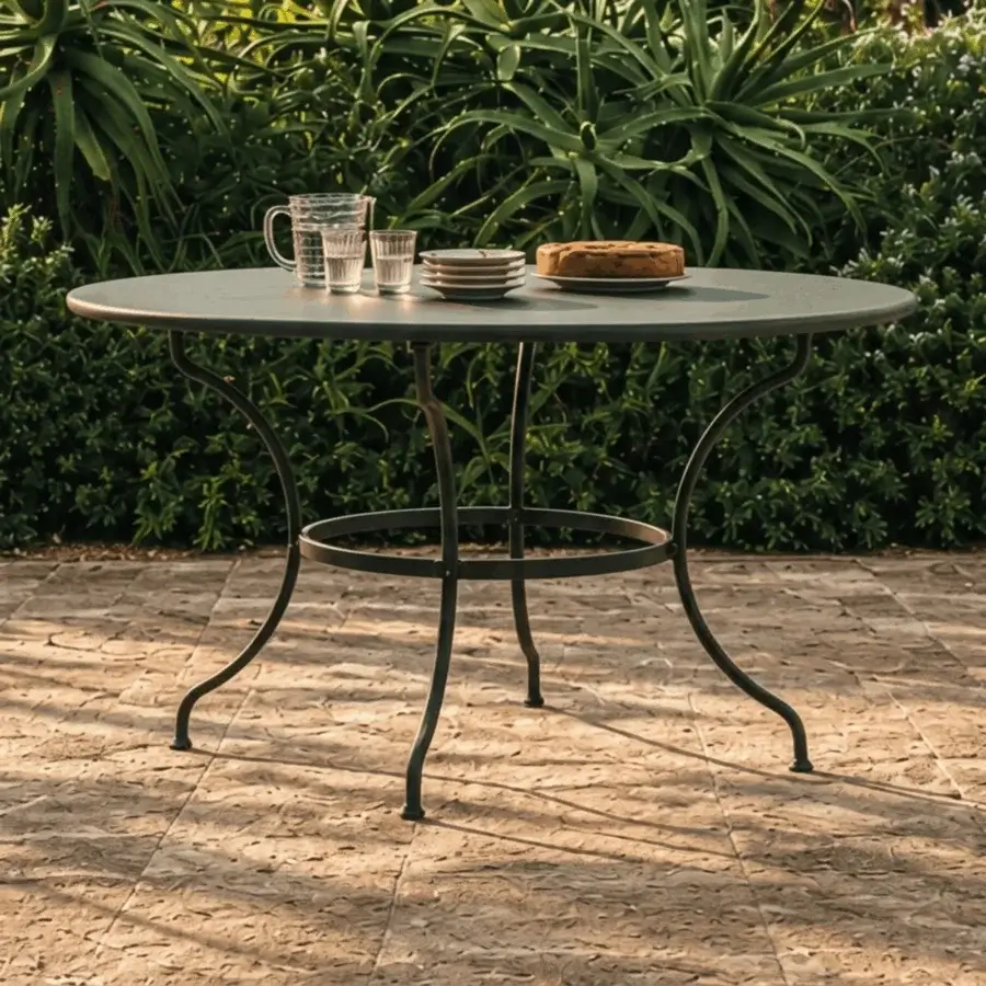 Unopiù Igea Table #1