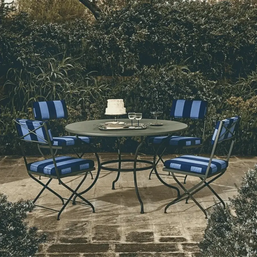 Unopiù Igea Table #3