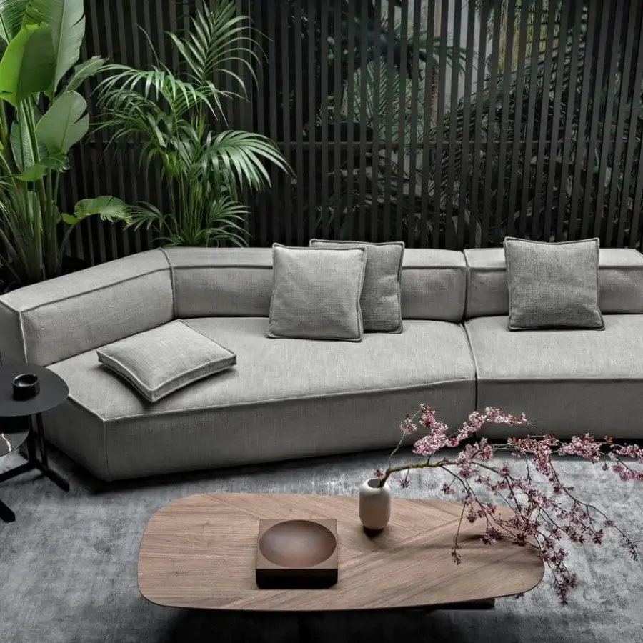 Distinguished Bonaldo Peanut B.X sectional with light grey fabric upholstery and anthracite grey matt painted wood feet